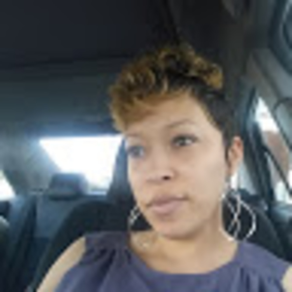 Meet your Posher, Thea